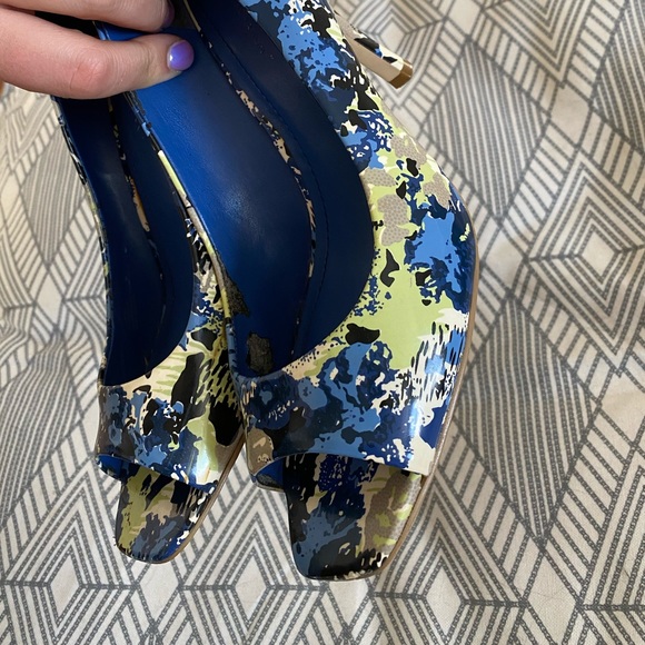 Floral heels - Picture 7 of 8